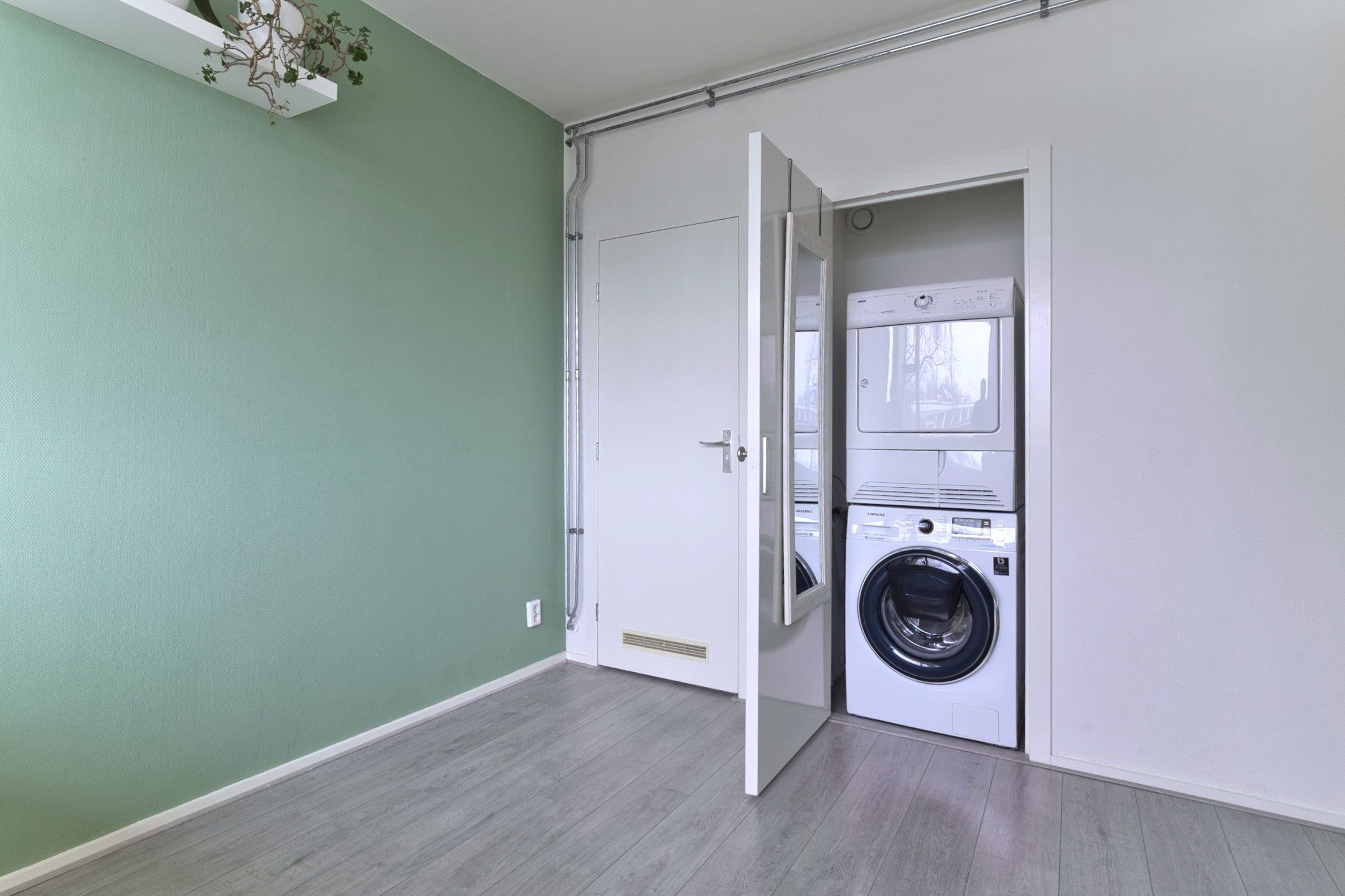 Photo 24 of Willem Bontekoestraat 5