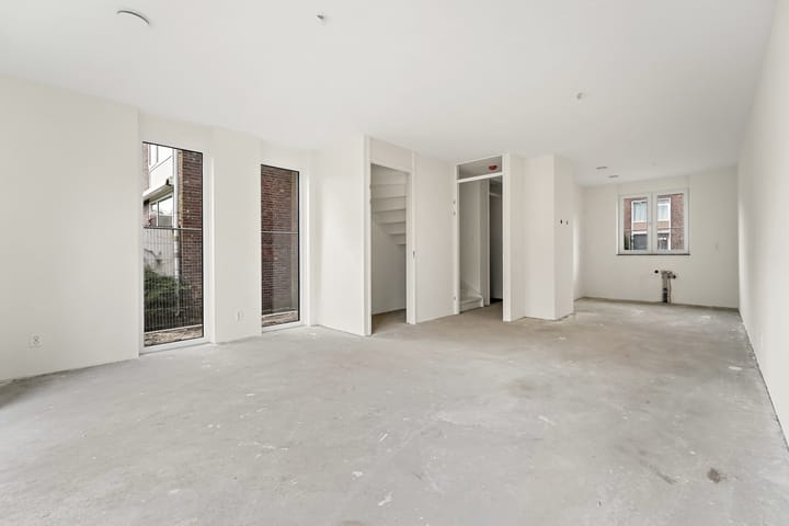 Photo 3 of Professor Zernikelaan 2