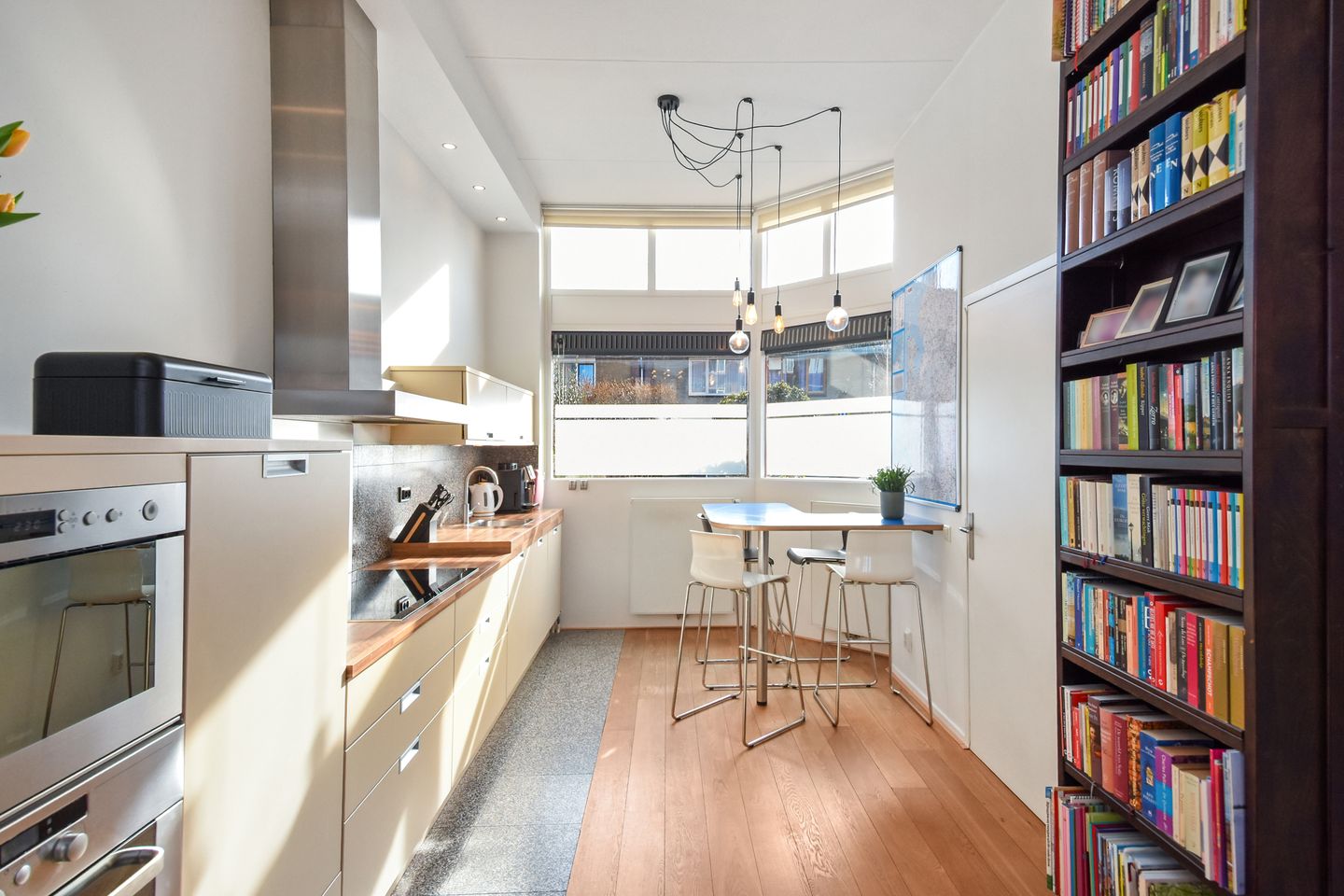 Foto 10 van Laan van de Mensenrechten 25