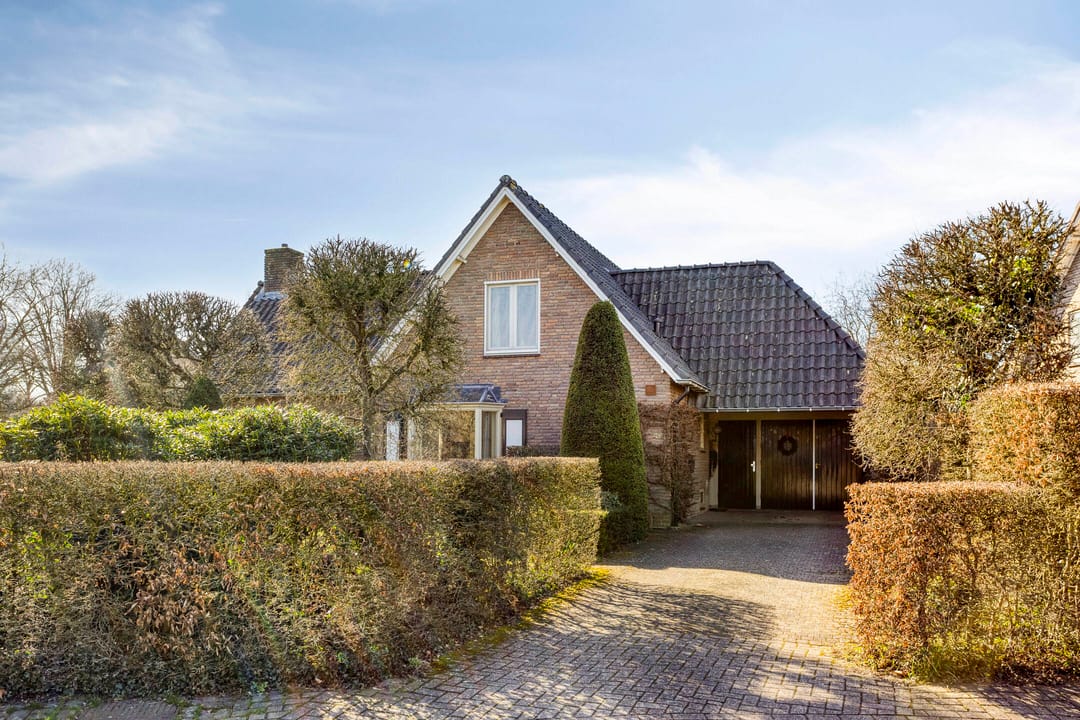 Foto 1 van Zuid Esch 46