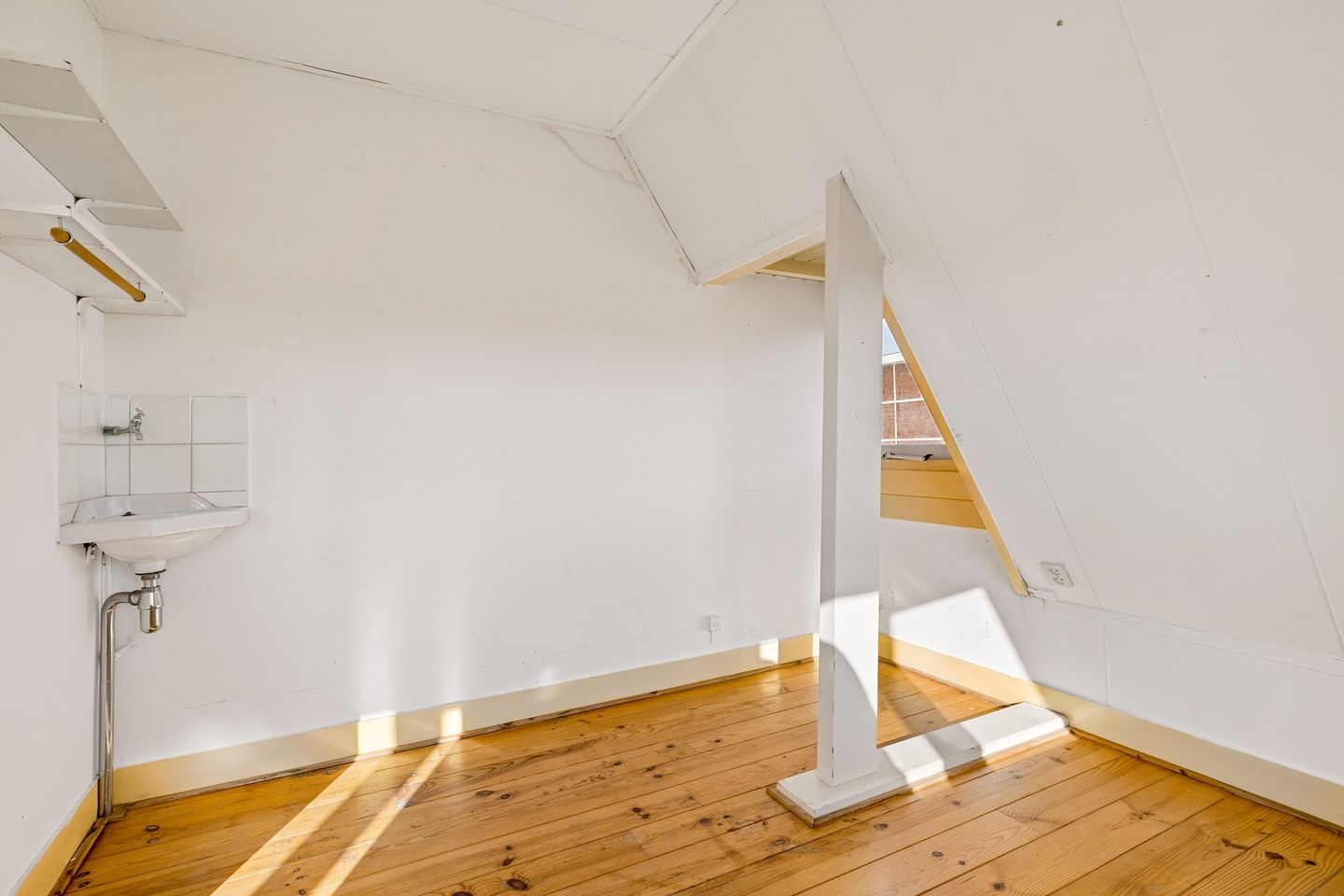 Photo 35 of Vaartscherijnstraat 102