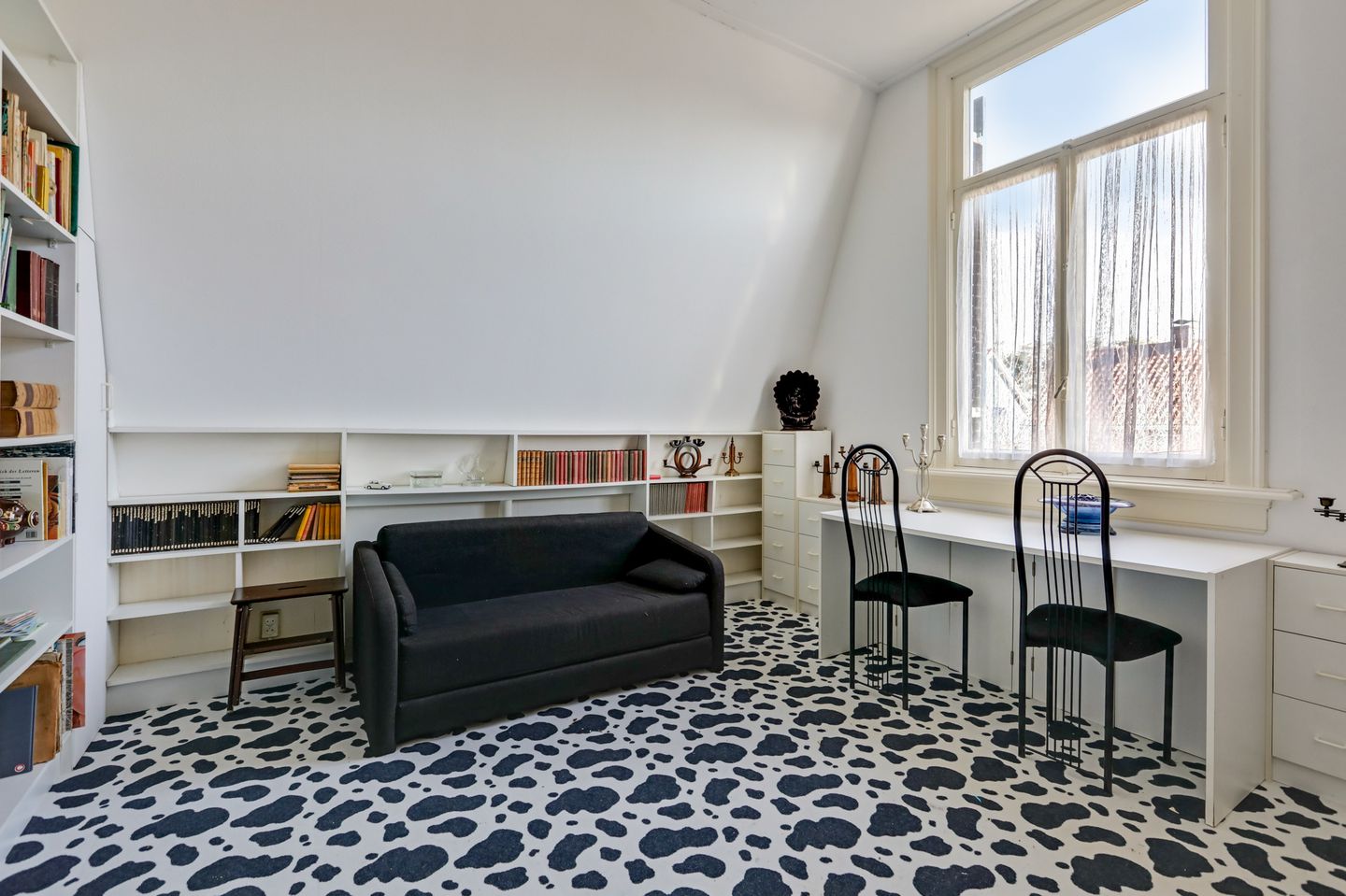 Unique Art Nouveau Semi-Detached Home in Velp-Noord with Sunny Garden — 21