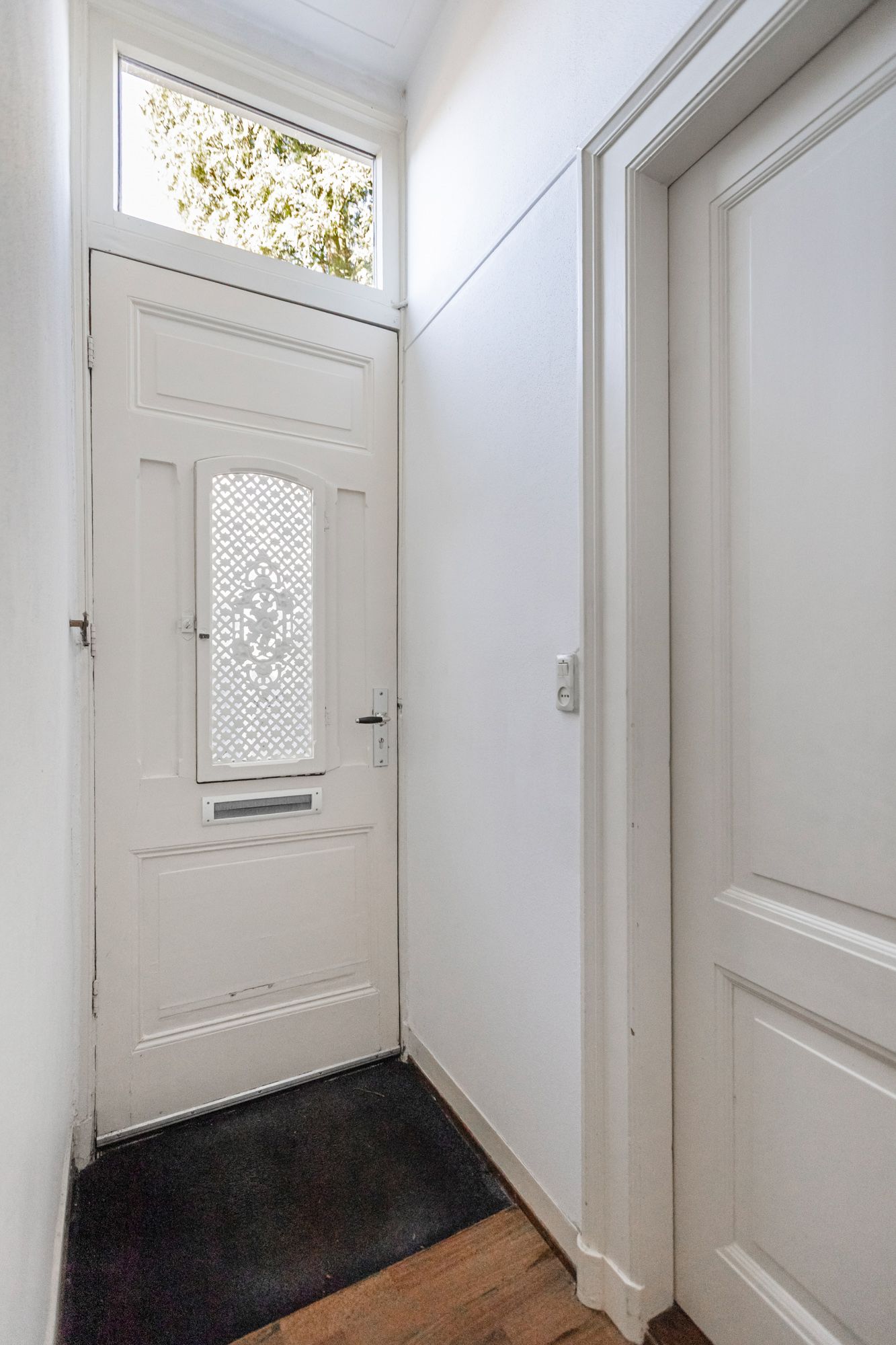 Unique Art Nouveau Semi-Detached Home in Velp-Noord with Sunny Garden — 31