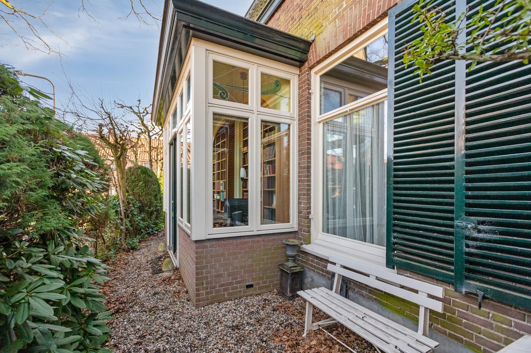Unique Art Nouveau Semi-Detached Home in Velp-Noord with Sunny Garden — 34
