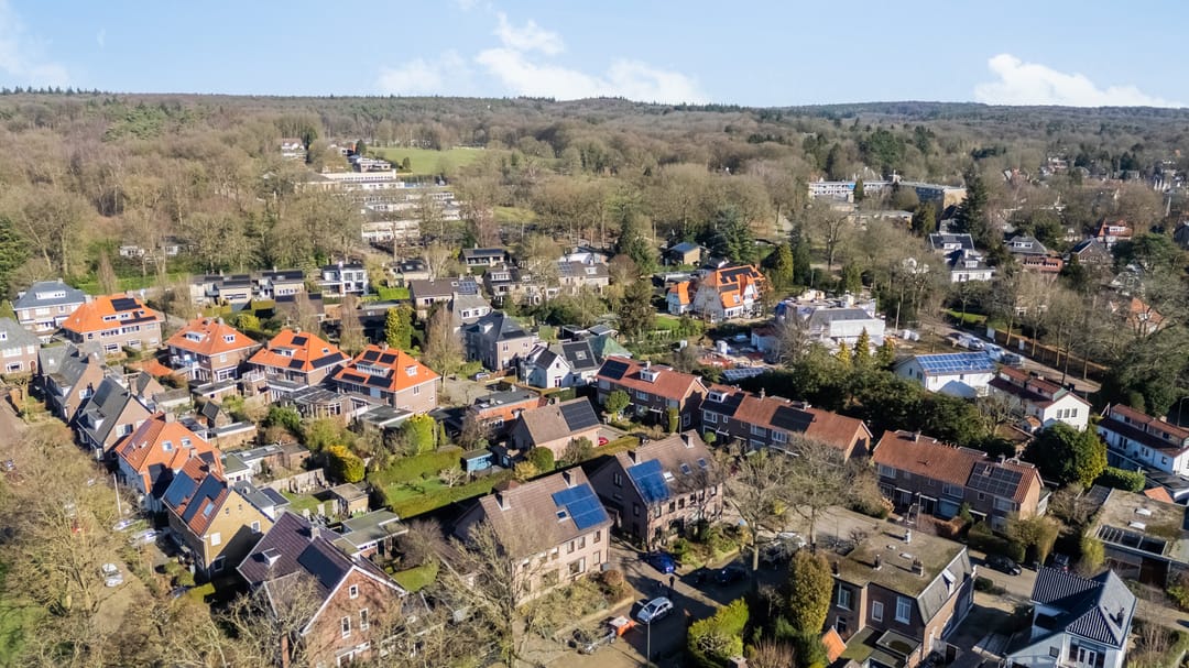 Unique Art Nouveau Semi-Detached Home in Velp-Noord with Sunny Garden — 42