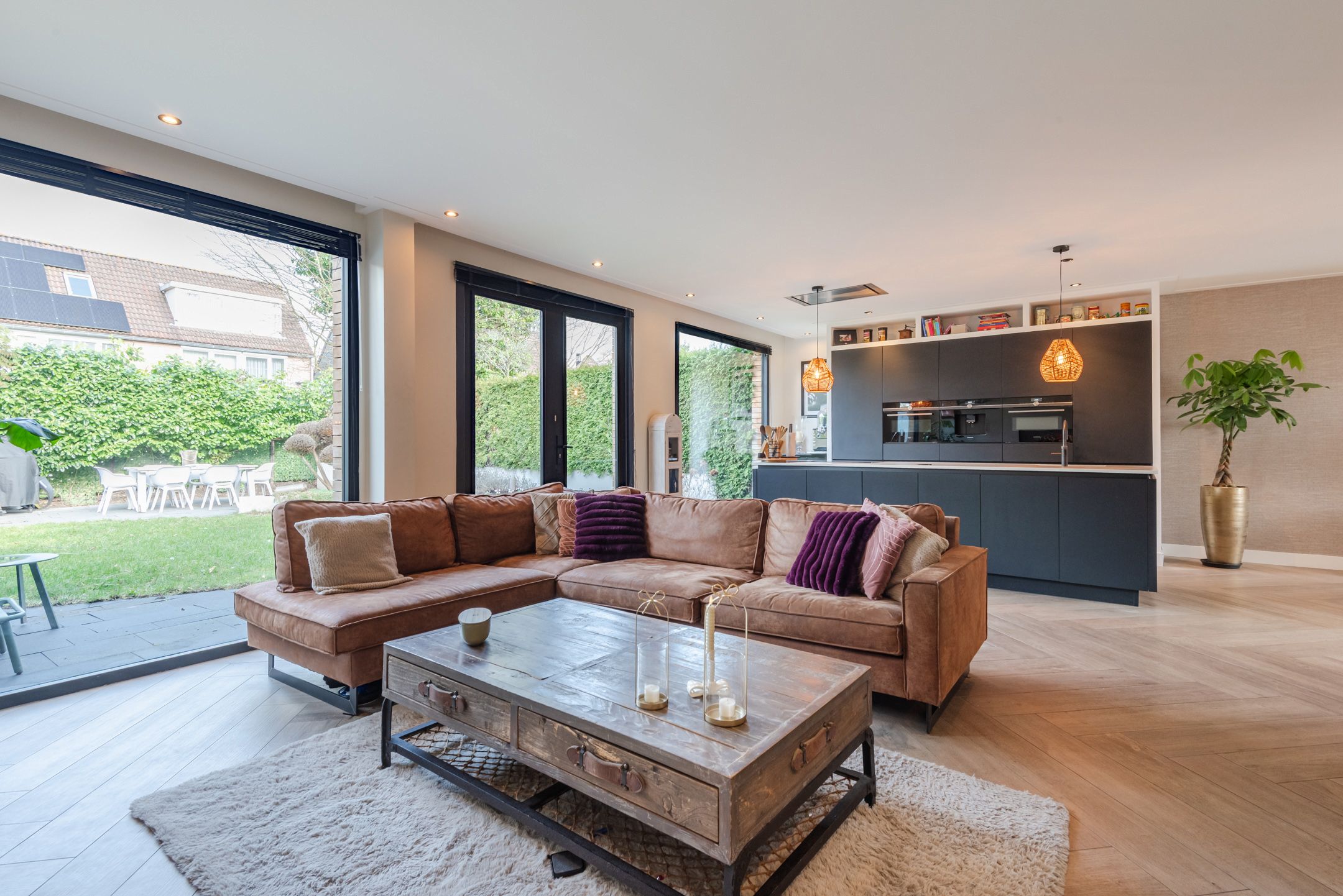 Spacious and Stylish Semi-Detached Family Home in Almere De Gouwen — 13