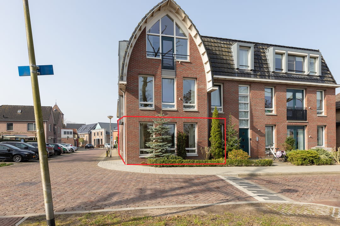 Photo 32 of Lange Wal 18-B