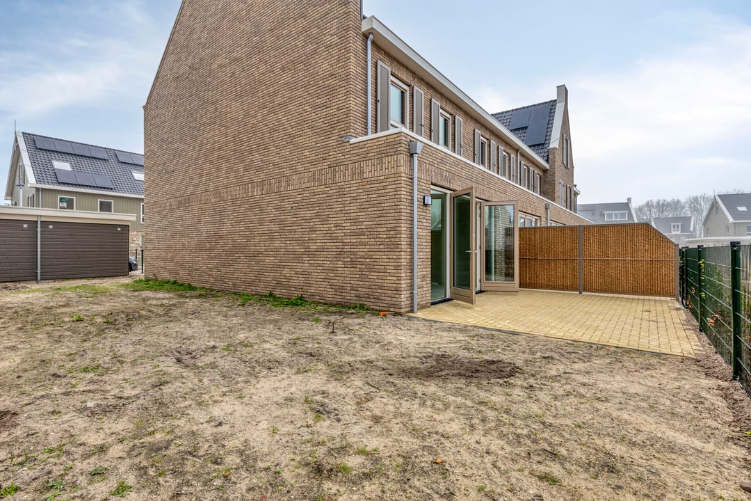 Photo 38 of Schagen 11