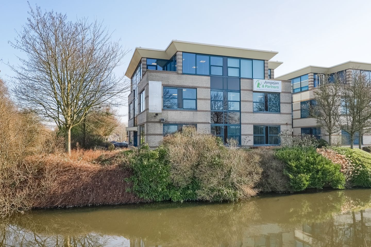 Bekijk foto 1 van Veranda 104