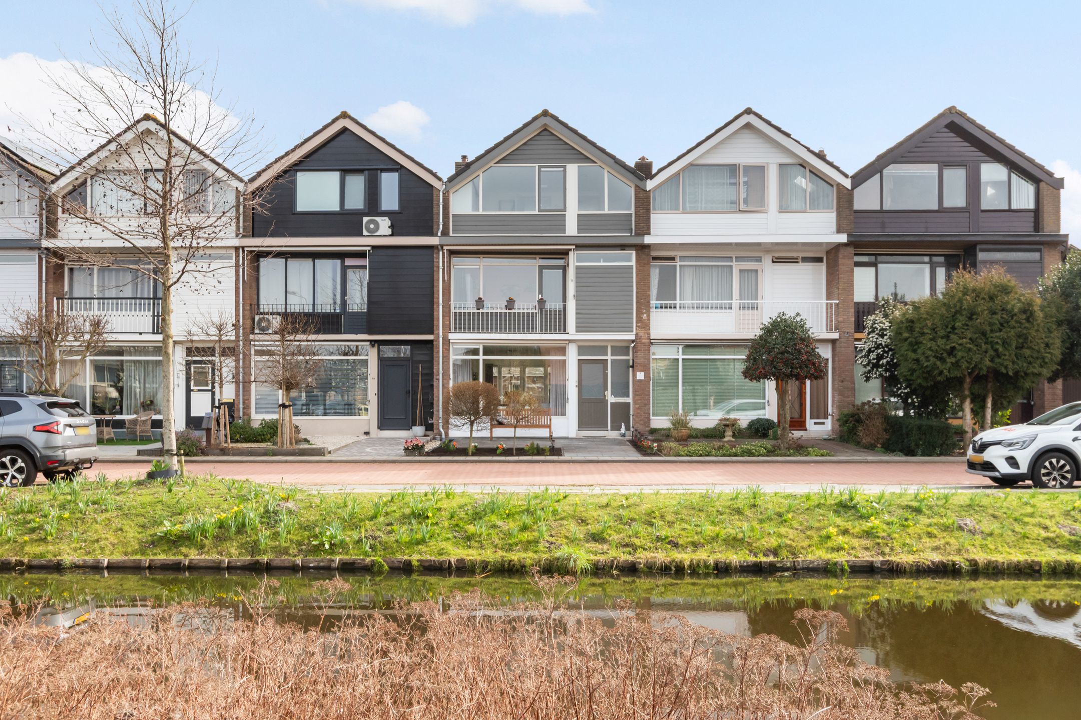 Buying a house in The Netherlands., John Raedeckersingel 8