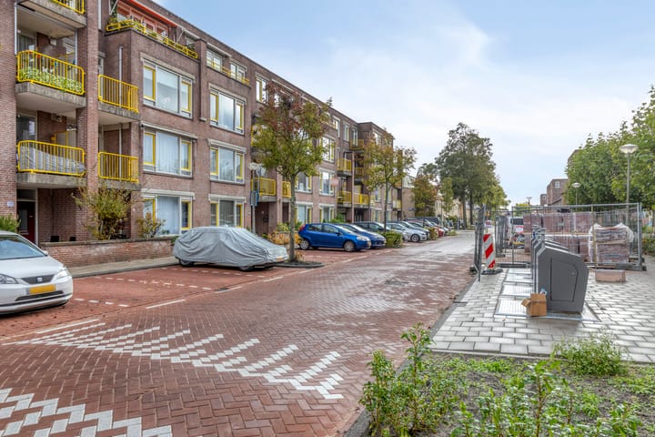 Foto 2 van M. Gandhilaan 59