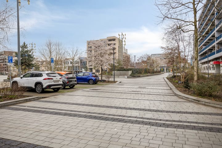 Photo 4 of Burg. van Grunsvenplein 89