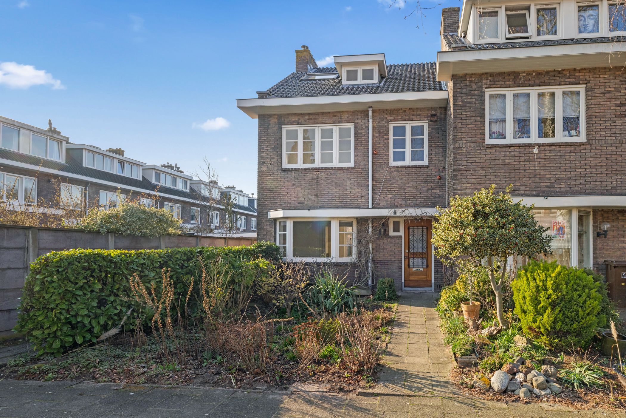 Foto 60 van Raiffeisenlaan 21