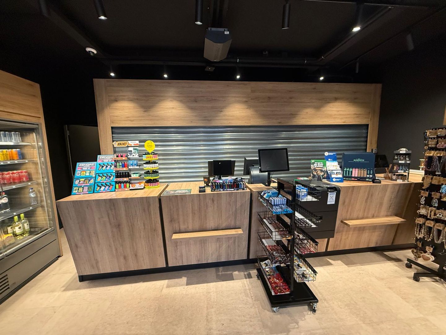 Bekijk foto 2 van Amsterdamsestraatweg 44