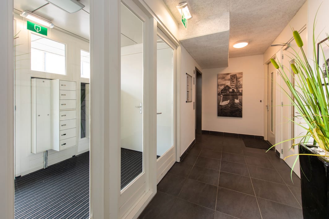 Photo 10 of Schoenerstraat 23