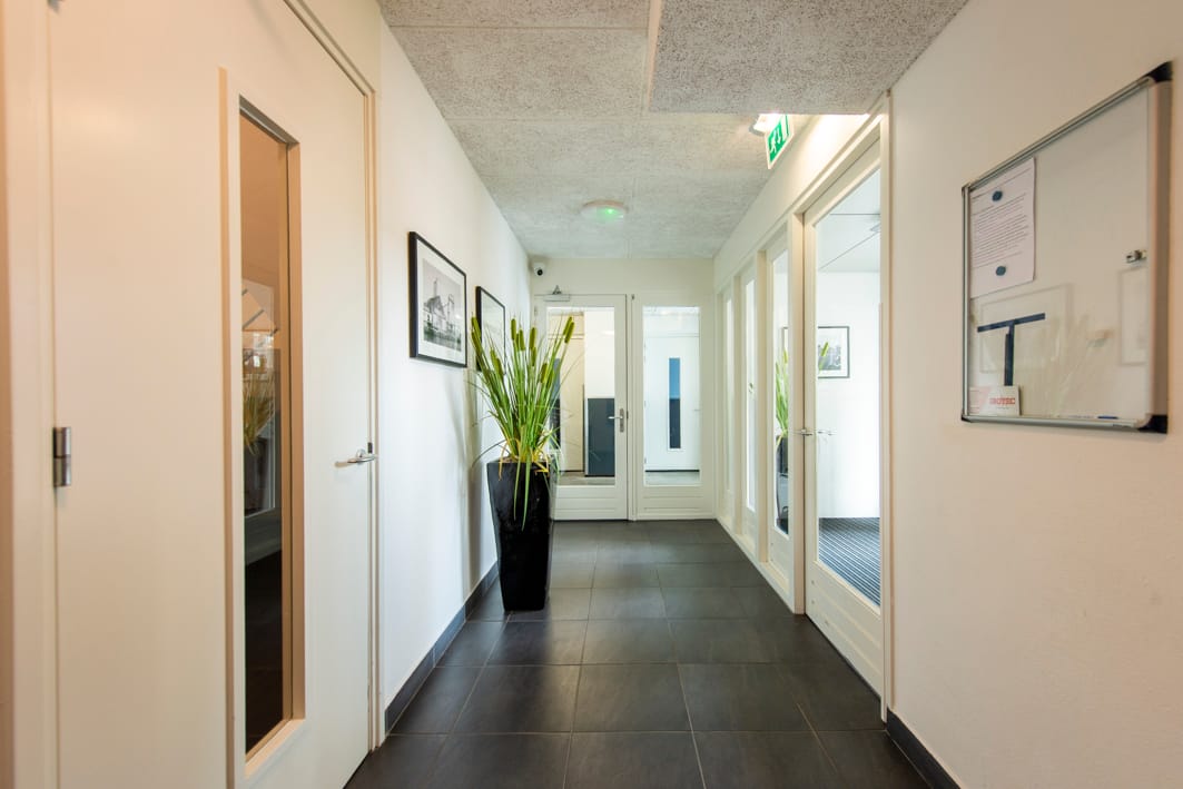 Photo 11 of Schoenerstraat 23