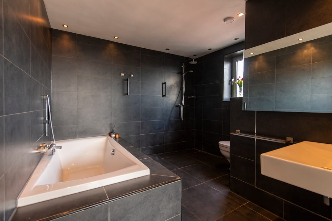 Photo 32 of Schoenerstraat 23