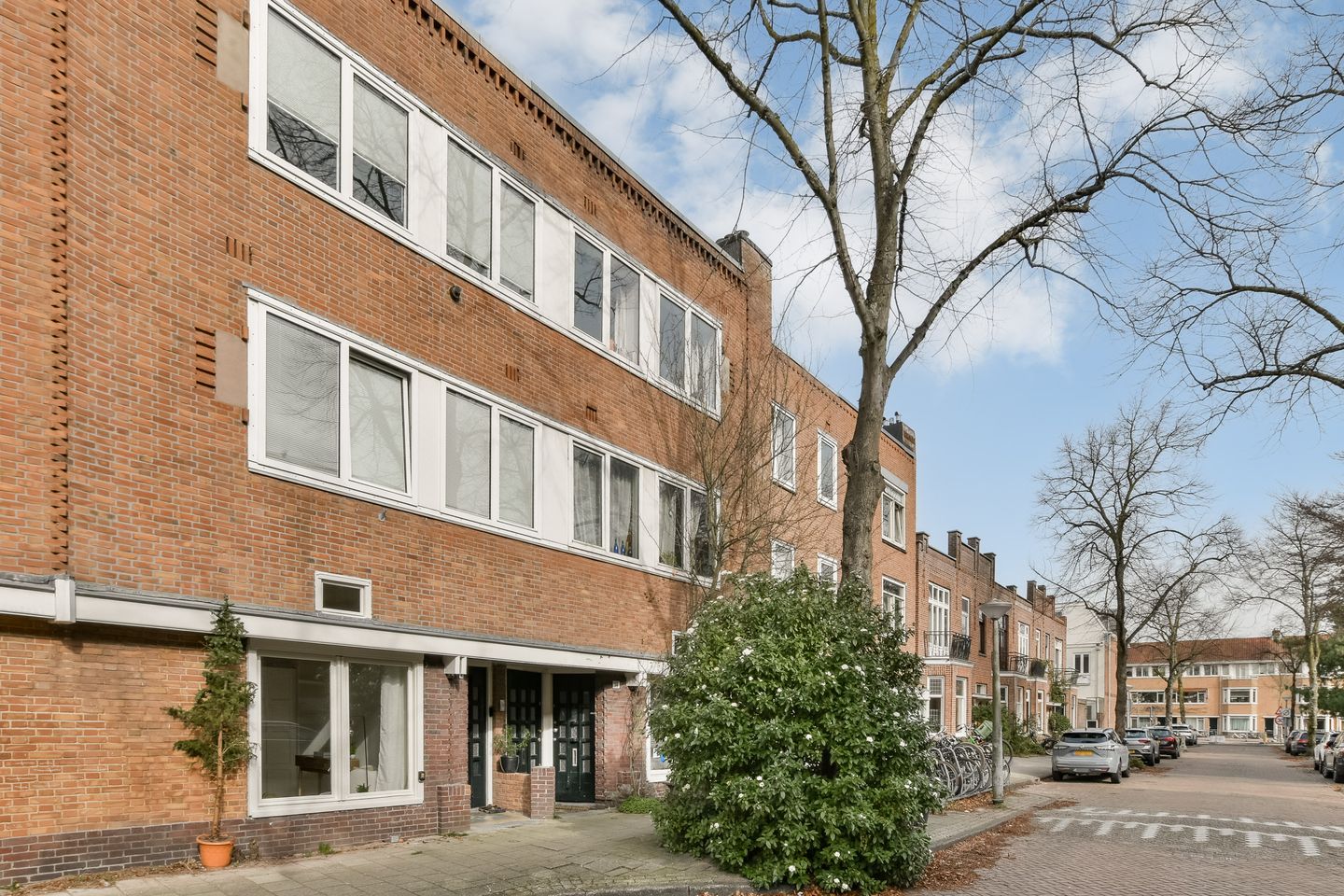 Foto 1 van Jennerstraat 16-H