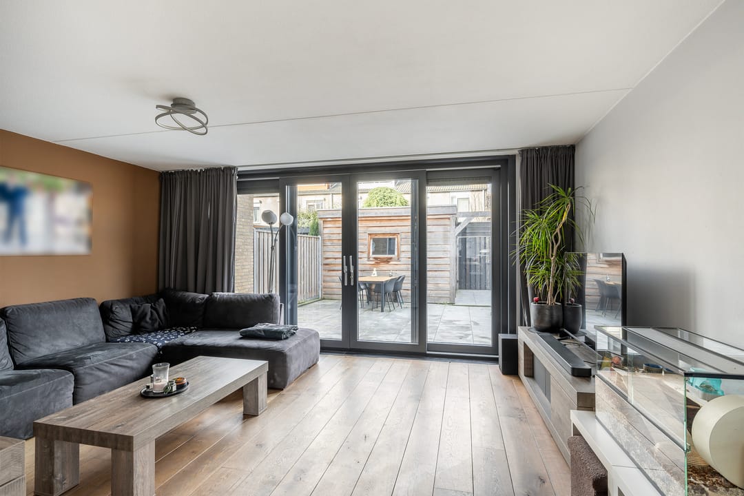 Foto 7 van Basilicumveld 18