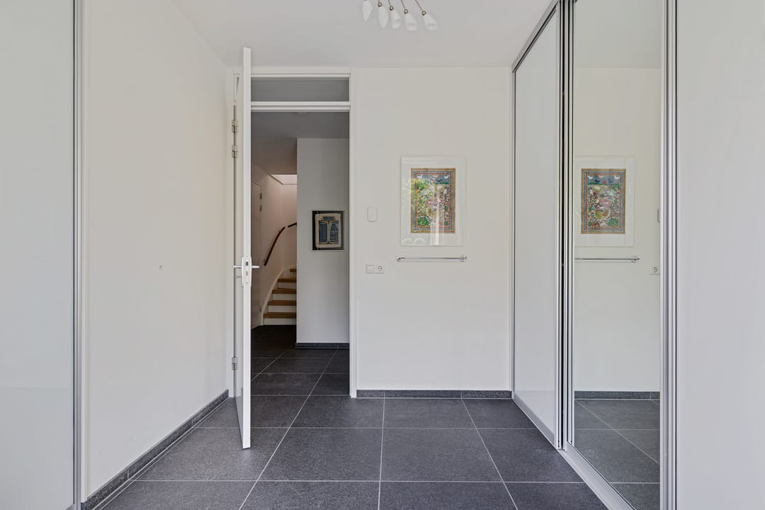 Luxurious maisonette in Bergen center with vide, balcony and 2 parking spaces — 25