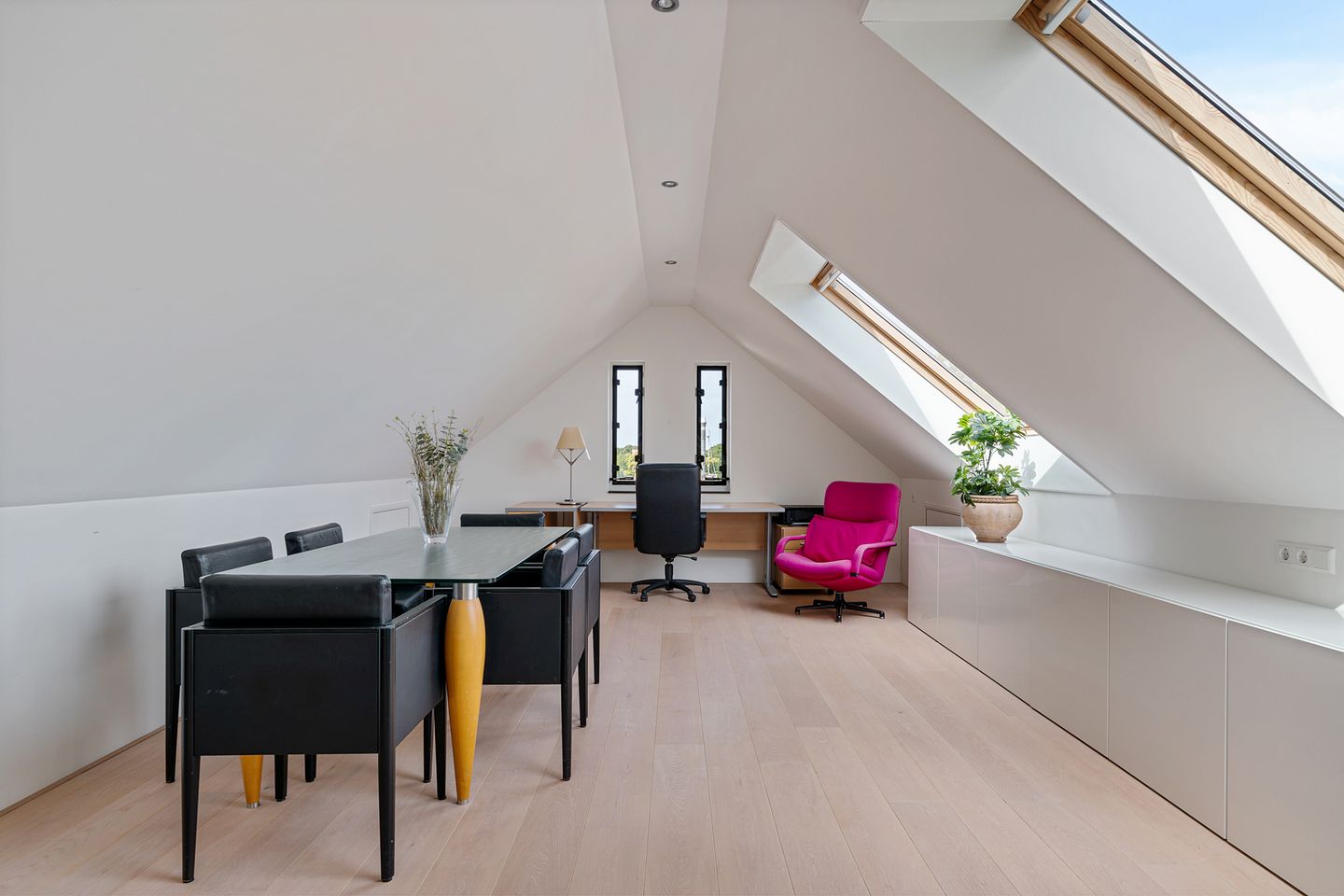 Luxurious maisonette in Bergen center with vide, balcony and 2 parking spaces — 33
