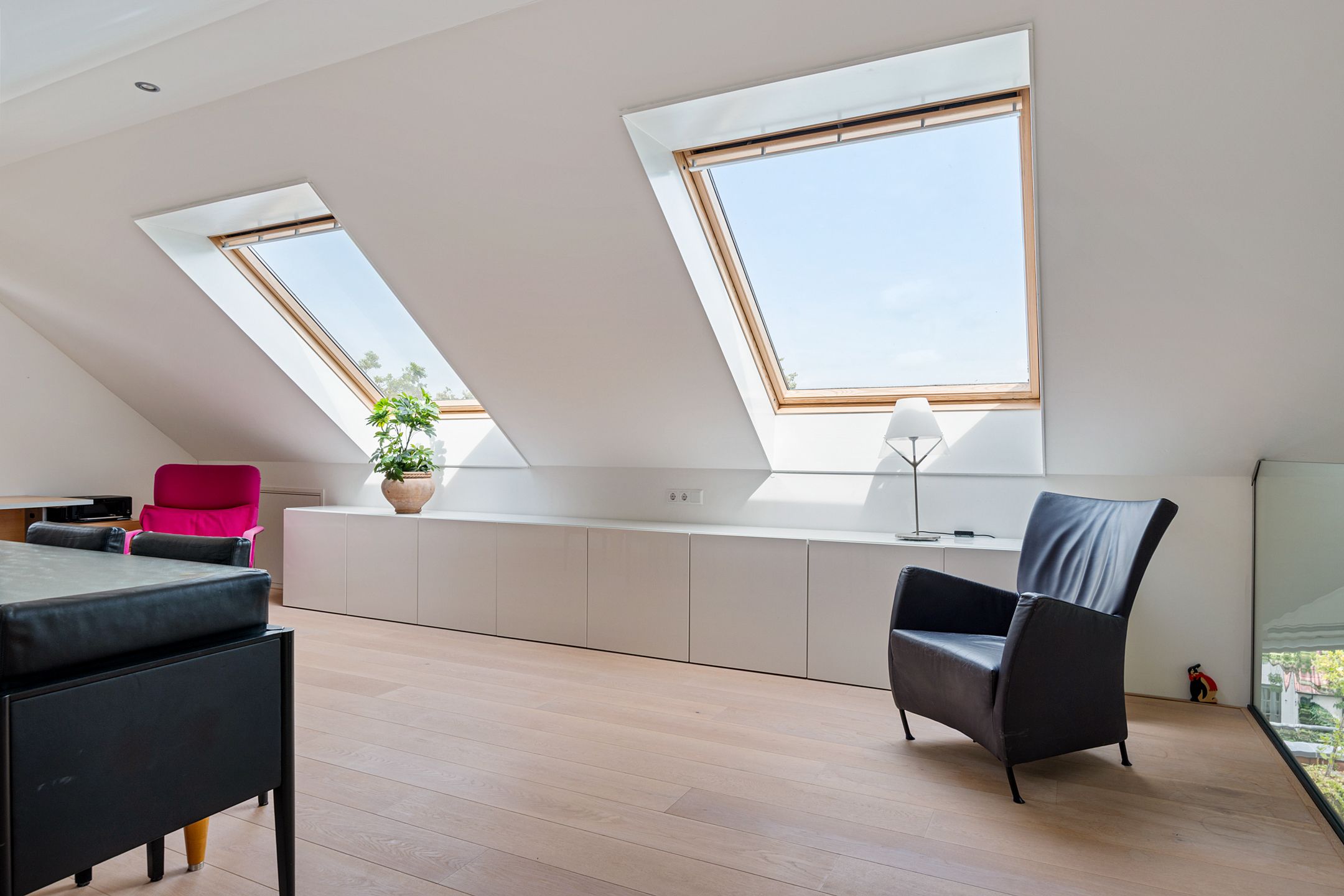Luxurious maisonette in Bergen center with vide, balcony and 2 parking spaces — 35