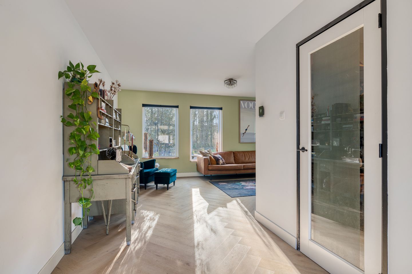Luxury Renovated Family Home in Almere-Haven — 13