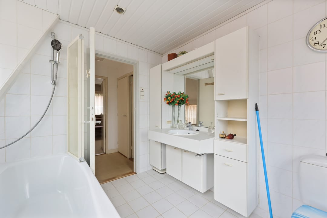 Foto 23 van Riouwstraat 74