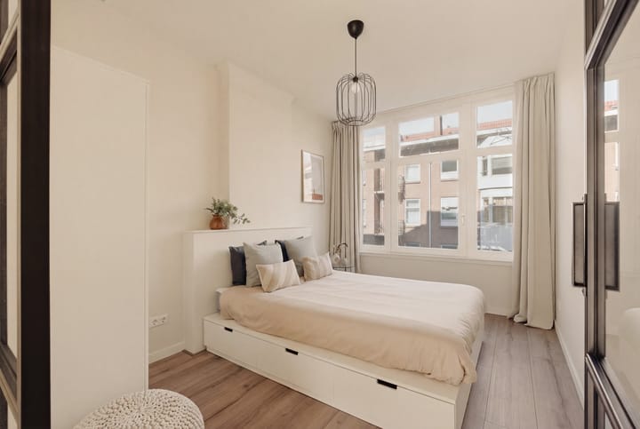 Photo 4 of Tolstraat 58-2