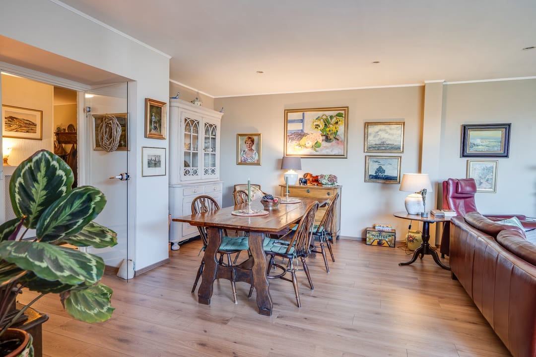 Photo 11 of Sauterneslaan 1-F