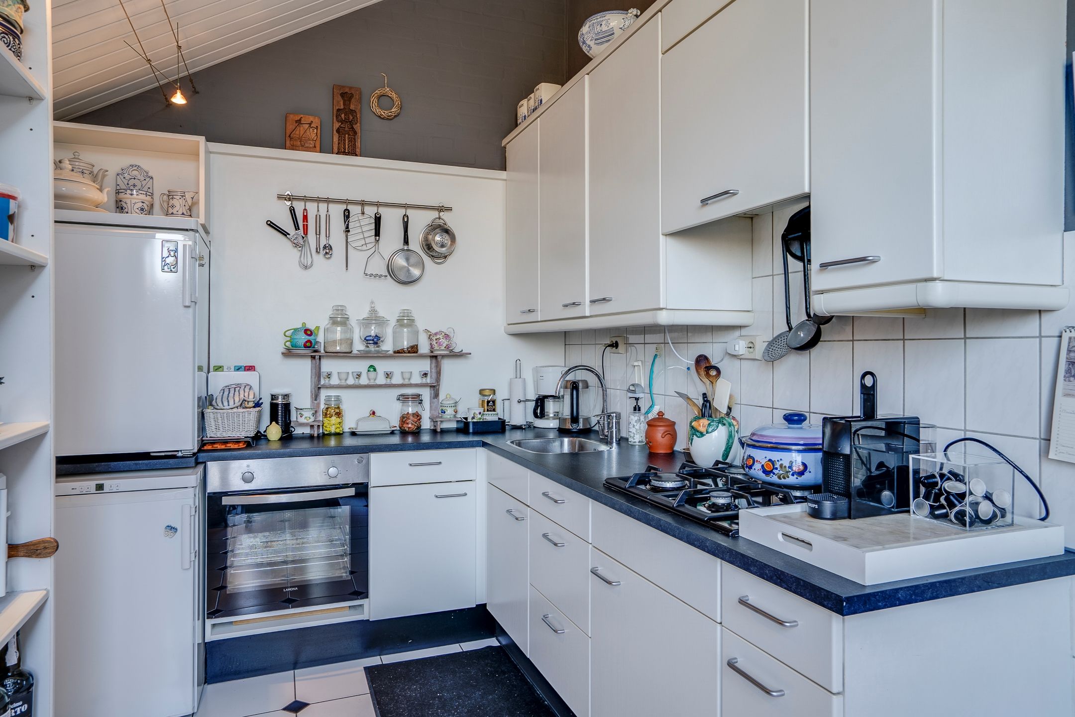 Photo 21 of Sauterneslaan 1-F