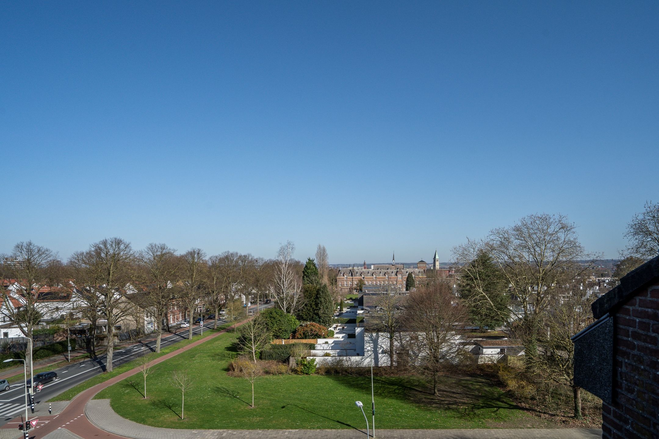 Photo 27 of Sauterneslaan 1-F