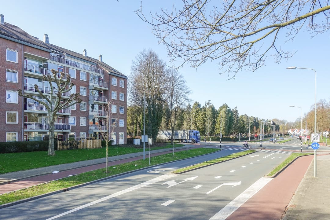 Photo 37 of Sauterneslaan 1-F