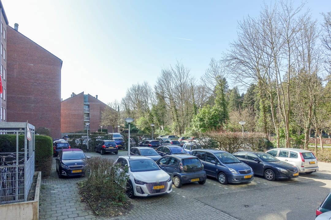 Photo 43 of Sauterneslaan 1-F