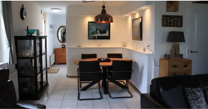 Photo 3 of Strandslag 93