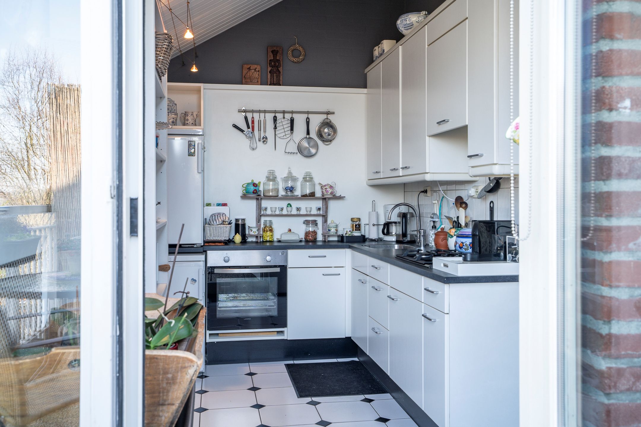 Photo 3 of Sauterneslaan 1-F