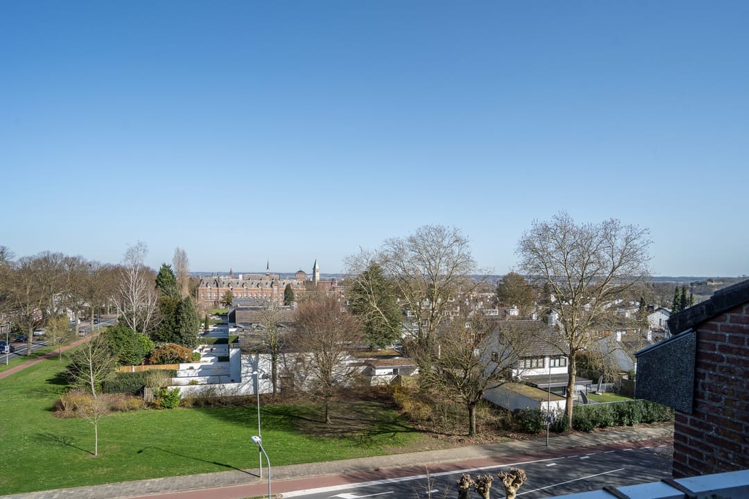 Photo 28 of Sauterneslaan 1-F