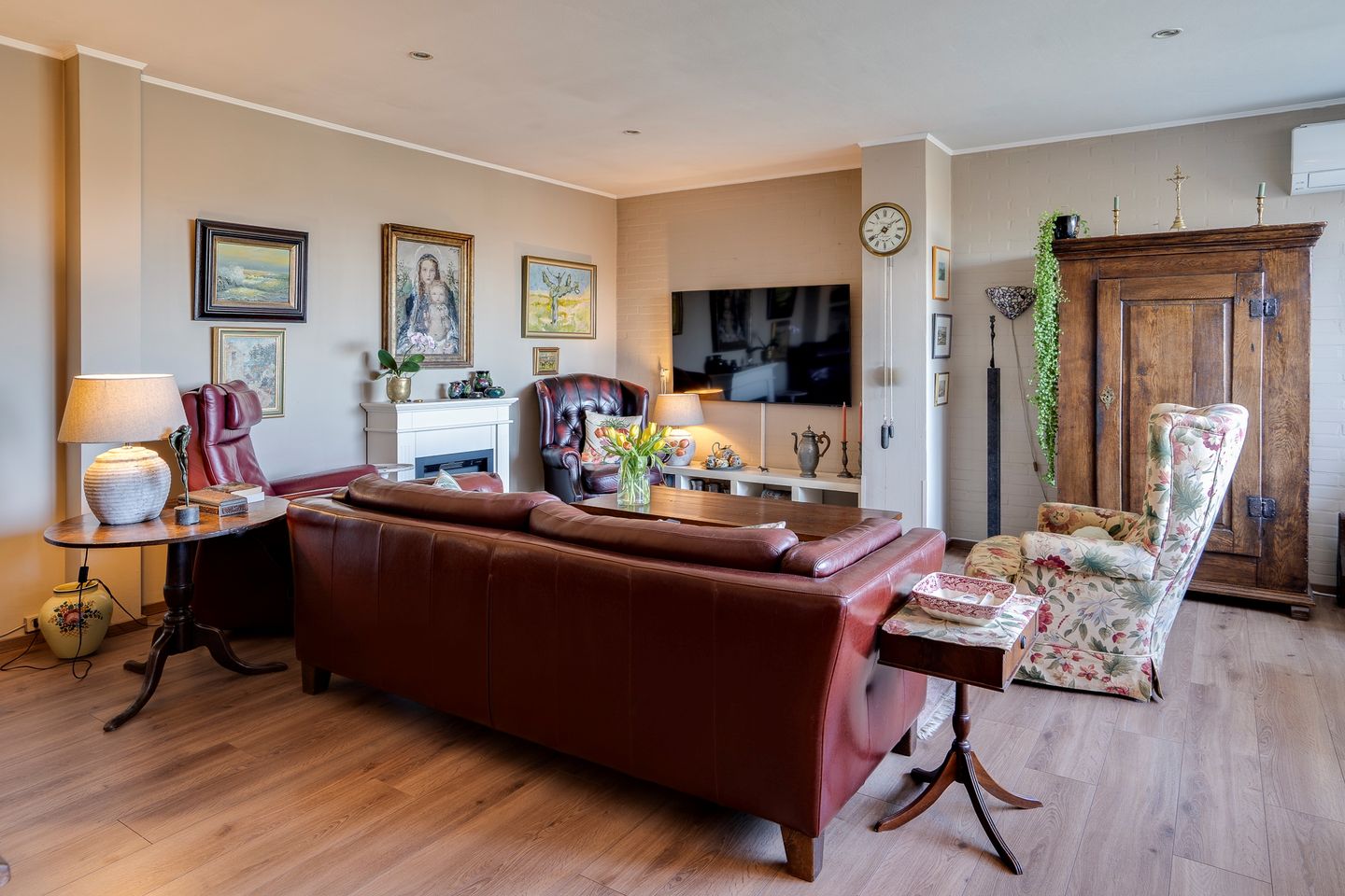 Photo 10 of Sauterneslaan 1-F