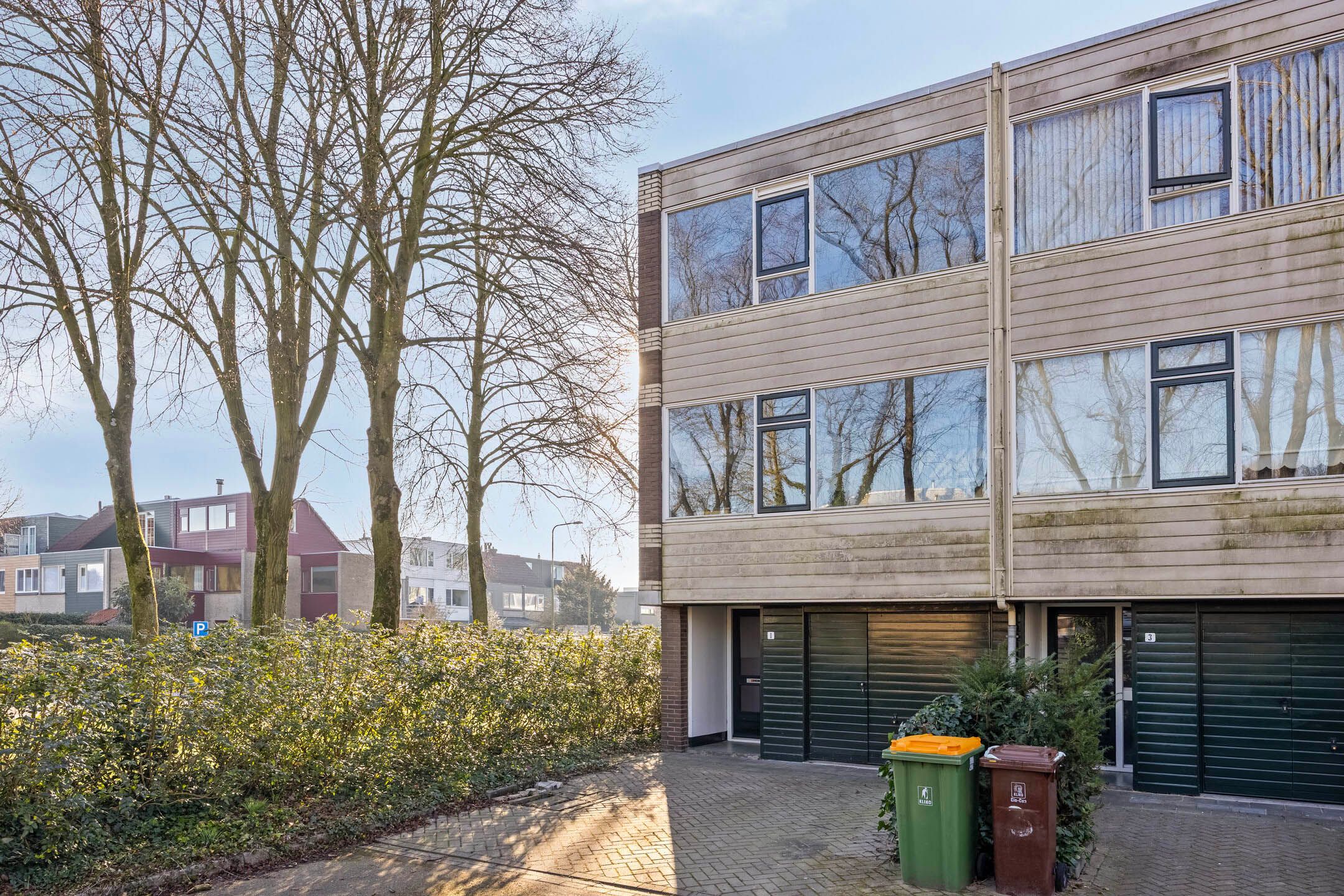 Photo 36 of Nettelhorst 1