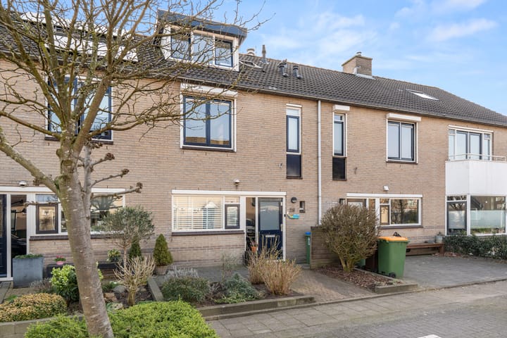 Photo 2 of Lucretia van Merkenlaan 29