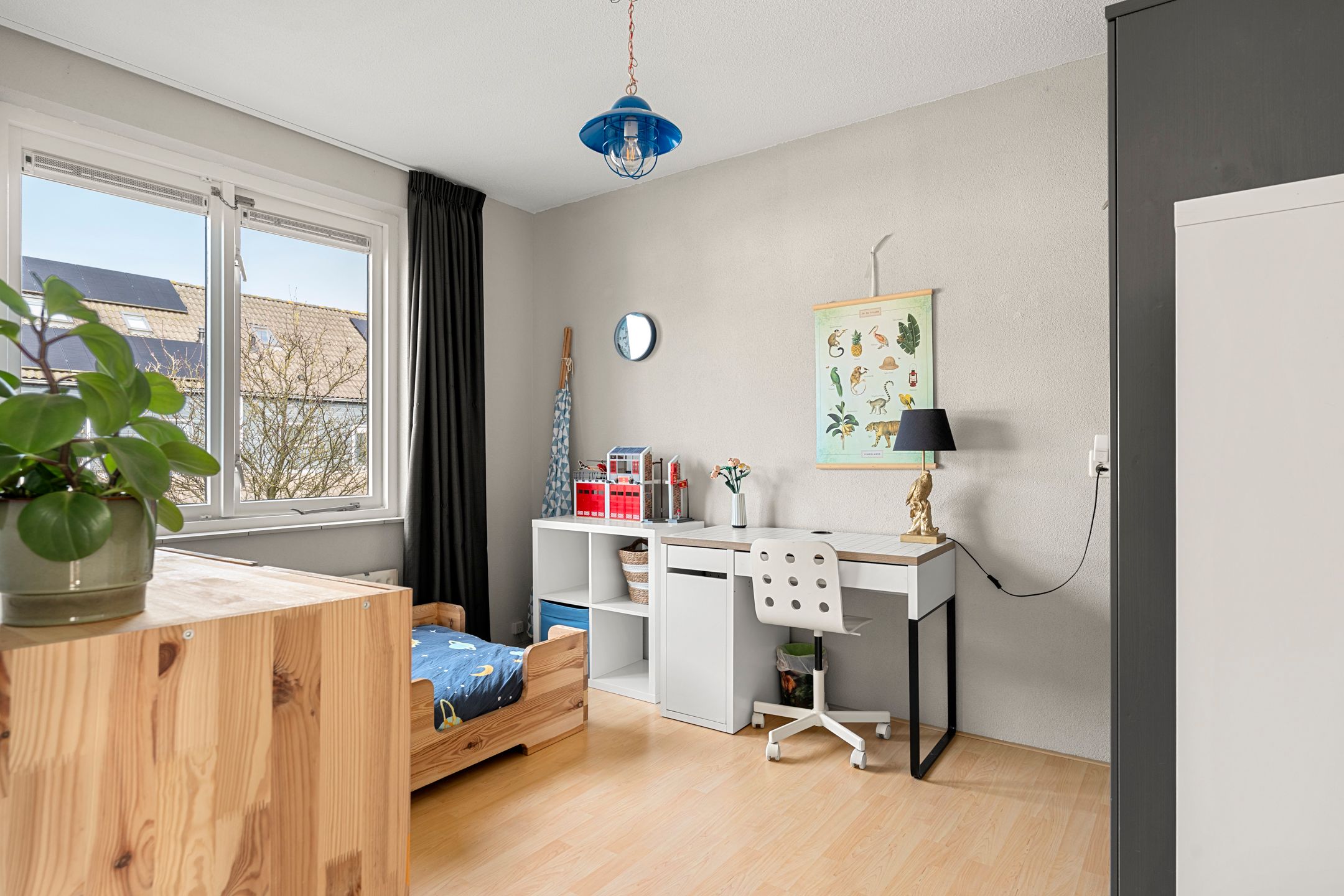 Spacious family home with five bedrooms and energy label A in child friendly Veenendaal West — 29