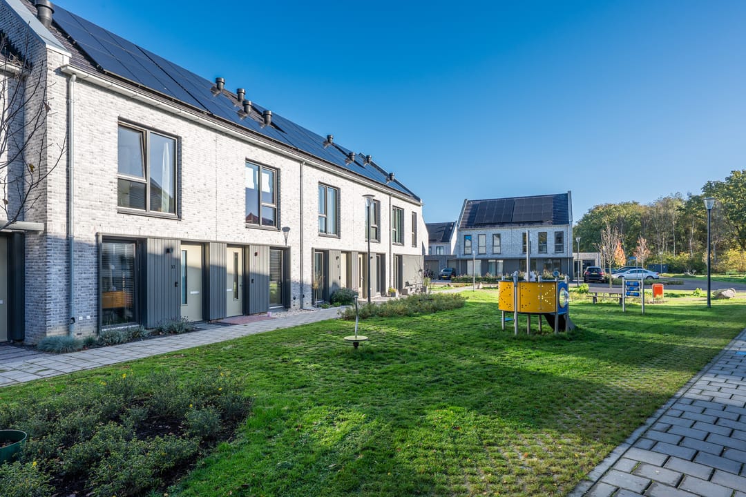 Modern Move-in Ready Terraced Home with Energy Label A++++ in Veldhoven — 41