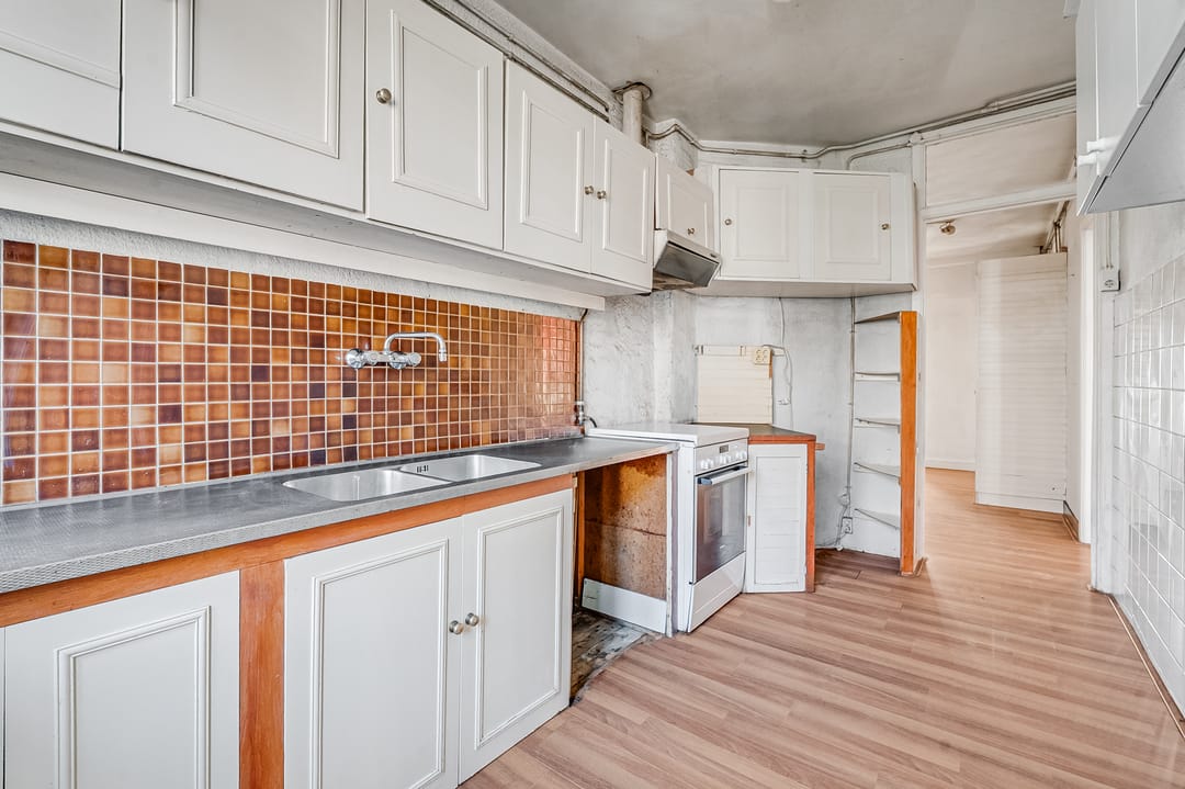 Photo 8 of Watteaustraat 22-3