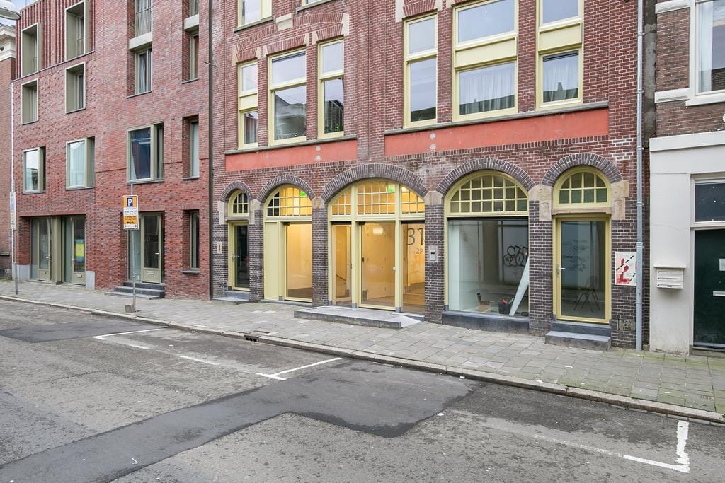 Photo 10 of Pelsterstraat 31-3