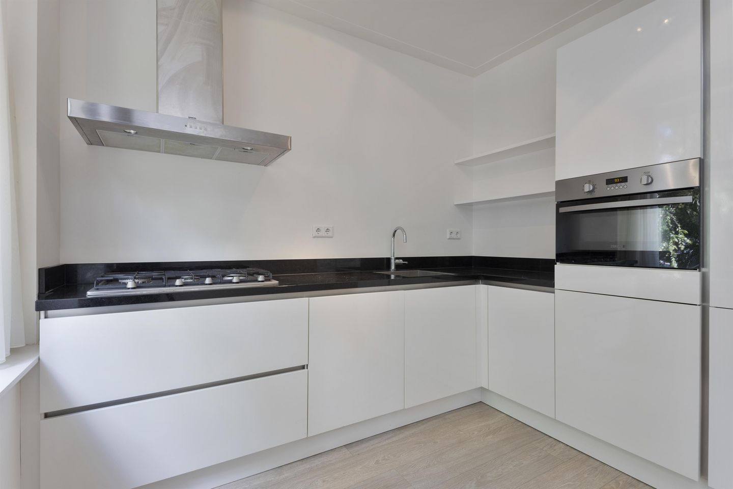 Foto 5 van Kinderdijkstraat 12-2