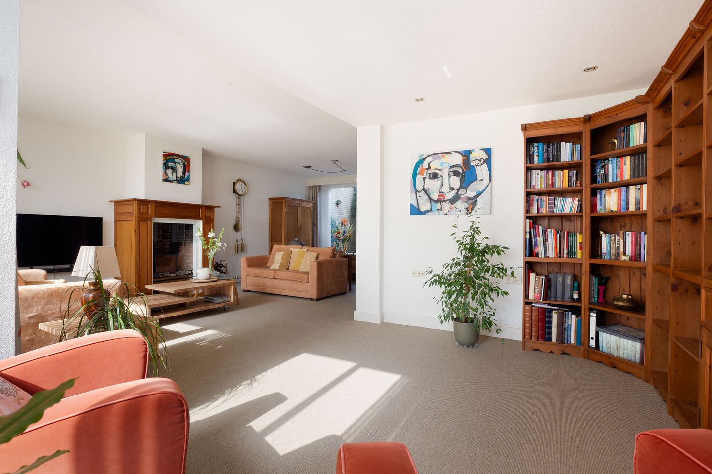 Spacious semi-detached residence with home office potential in Waalwijk Meerdijk — 12