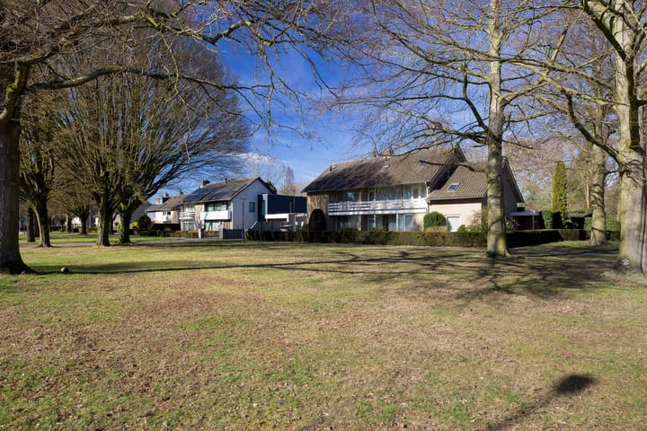 Photo 5 of Woeringenlaan 23