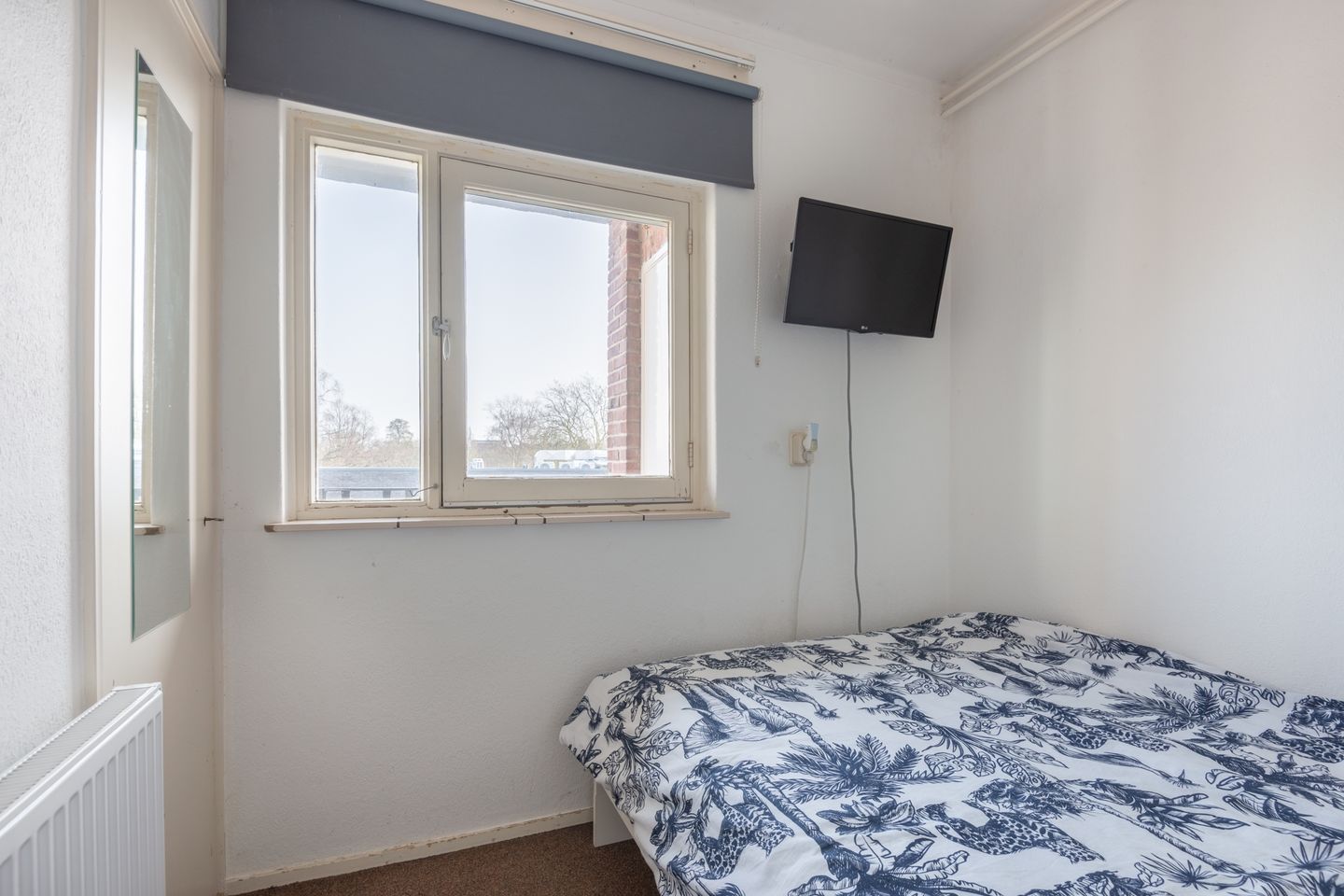 Light 3-room apartment with two balconies near the Bussumerheide — 18