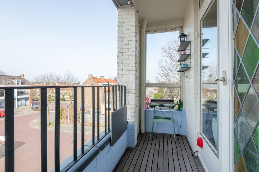 Light 3-room apartment with two balconies near the Bussumerheide — 21