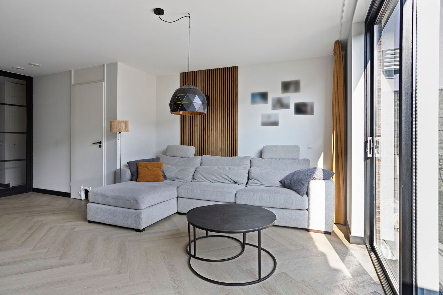 Foto 5 van Pronkmos 79